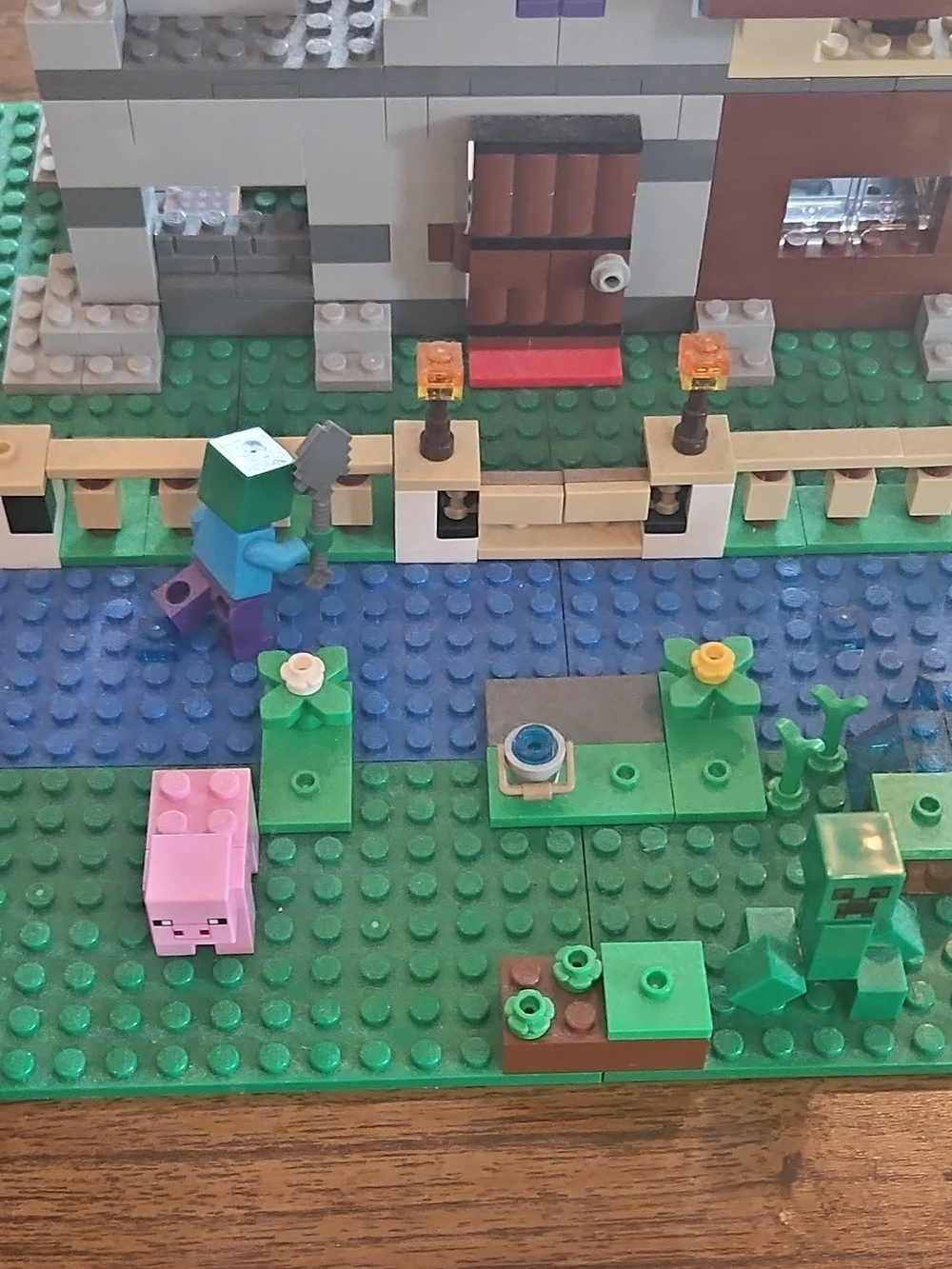 LEGO Minecraft The Crafting Box 3.0 21161 Minecraft Castle and Farm Building Set